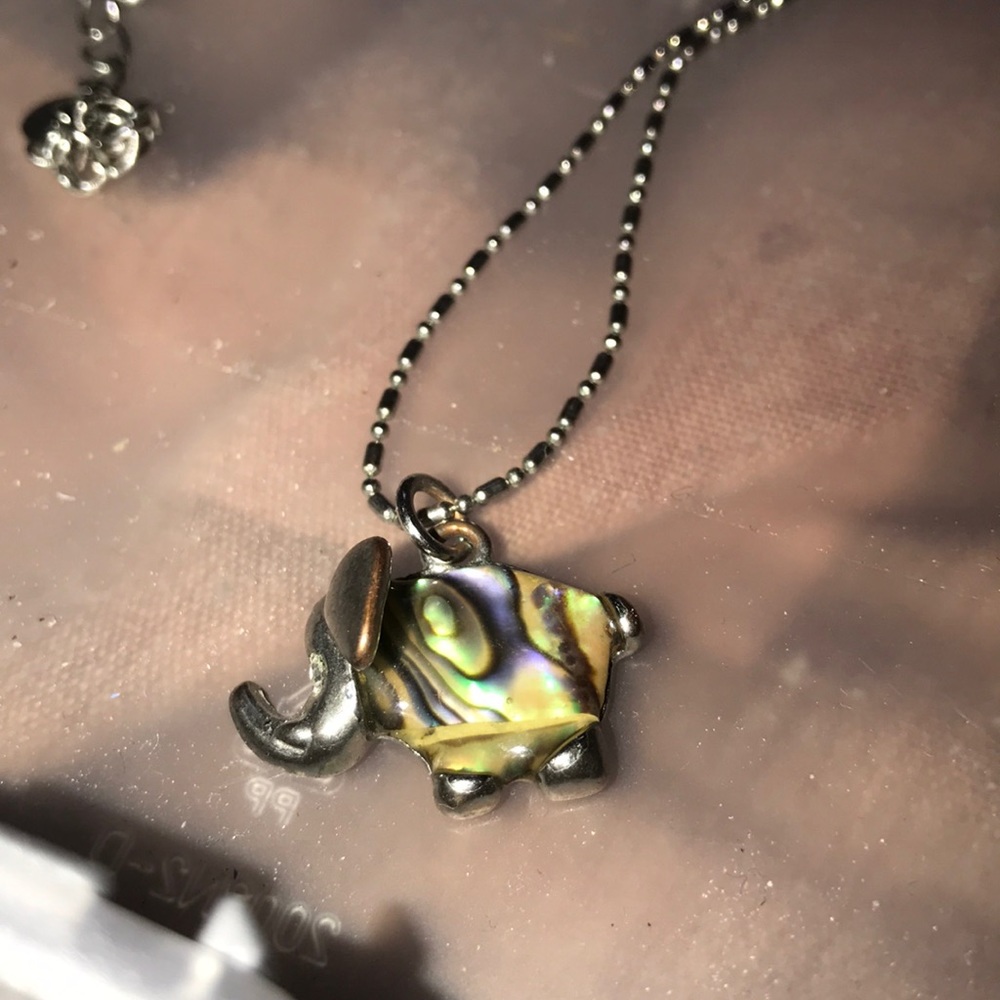 Gorgeous elephant necklace